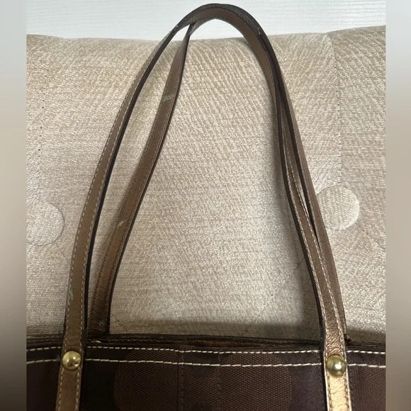 Coach Vintage Tote 11098 (Brown with Metallic Bronze Trimming) - Picture 6 of 16